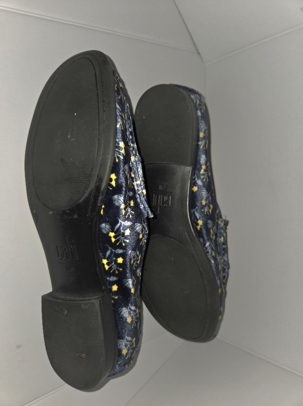 Cabi Blue Velvet Floral Horsebit Loafers Gold Hardware Preppy Chic Flats 7 - Picture 5 of 5